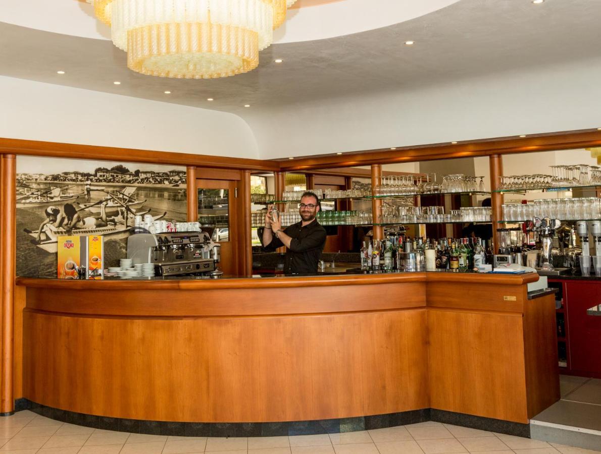 לידו די ג'סולו Residence Alla Rotonda מראה חיצוני תמונה