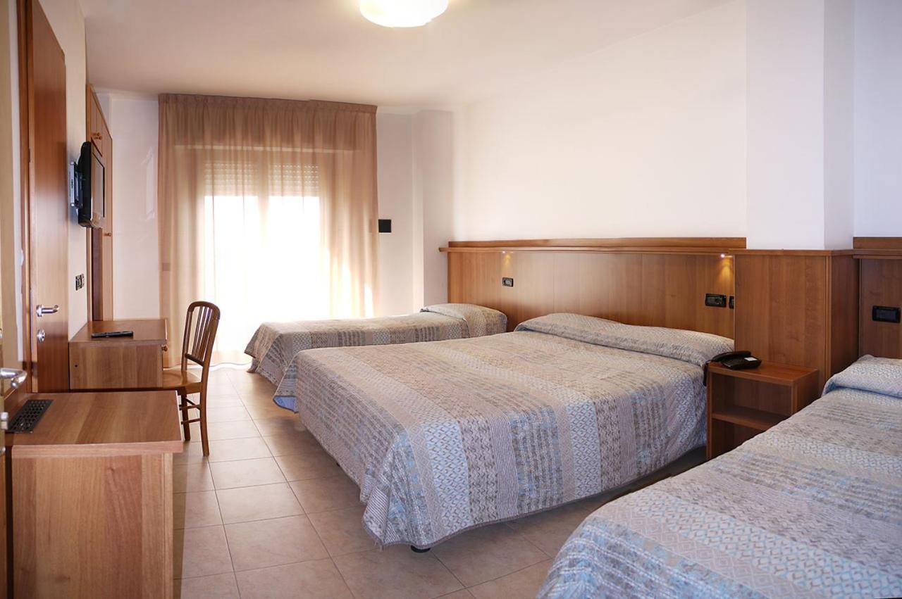 לידו די ג'סולו Residence Alla Rotonda מראה חיצוני תמונה