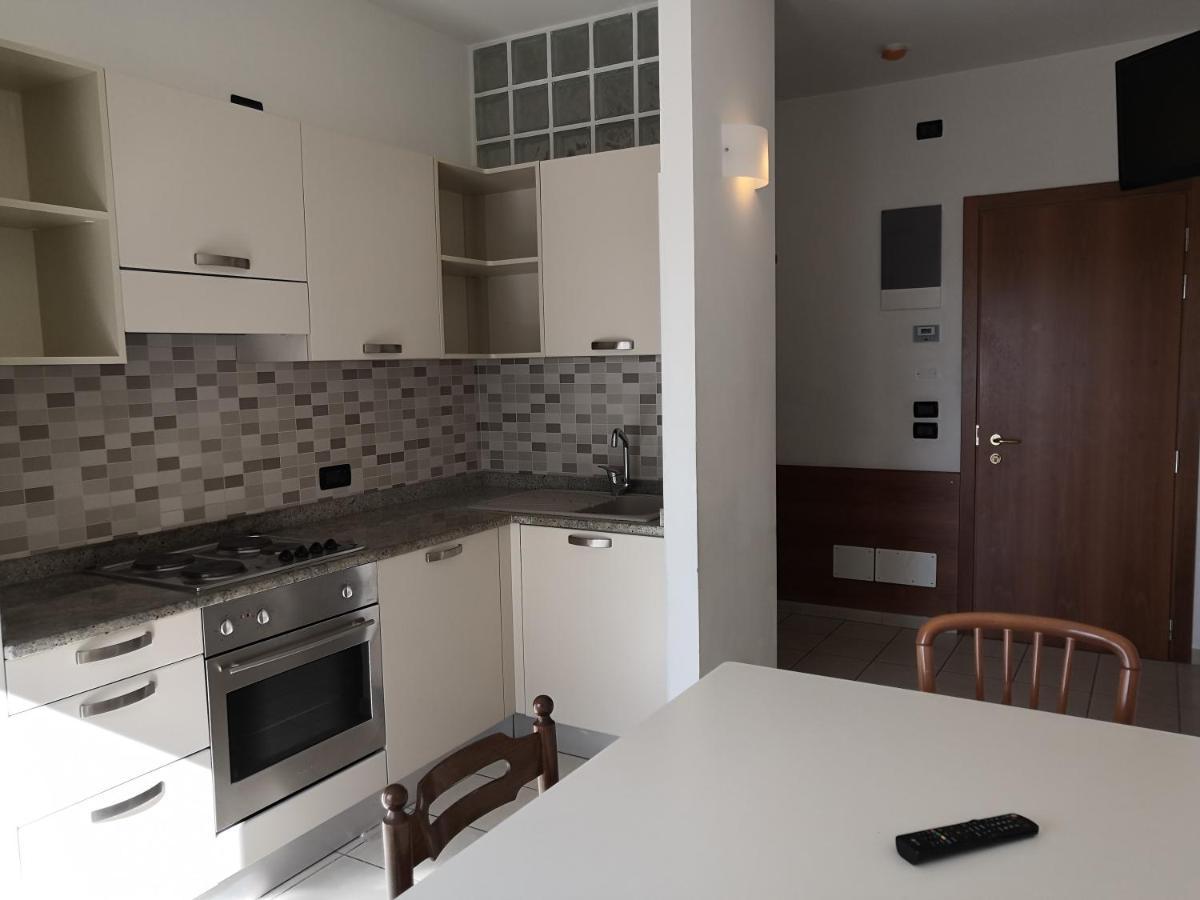 לידו די ג'סולו Residence Alla Rotonda מראה חיצוני תמונה
